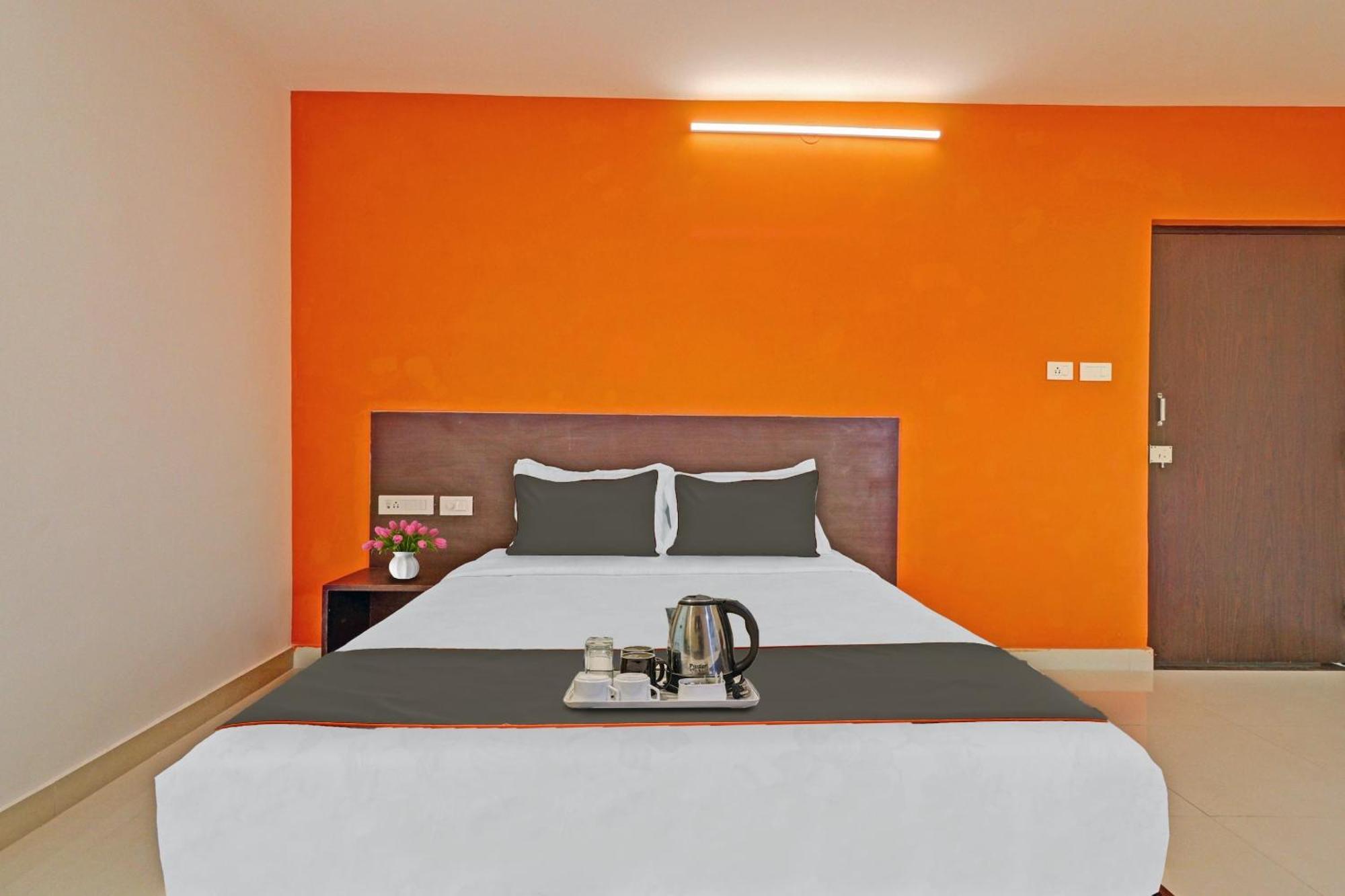 העיר בנגלור Super Capital O Blooms Stay Inn Near Snow City מראה חיצוני תמונה